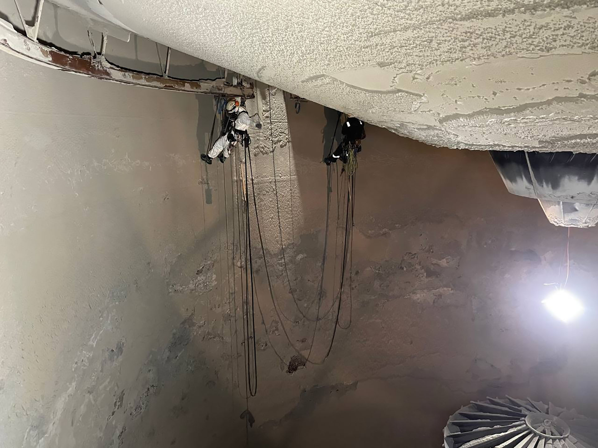 LWIK: Industrieklettern / Seilzugangstechnik: Confined Space